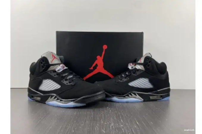 Chep Onekick METALLIC (2016) AIR 5 JORDAN 845035-003 BLACK 0509